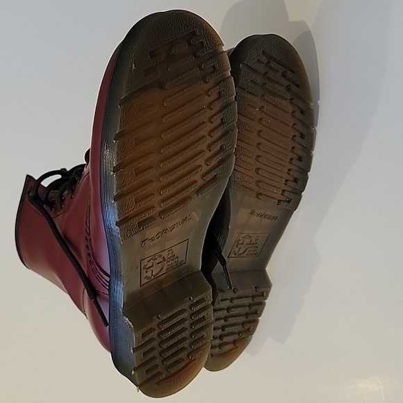 Dr. Martens 1460 Lace up Boots Burgundy Sz: 6 US - Picture 6 of 13